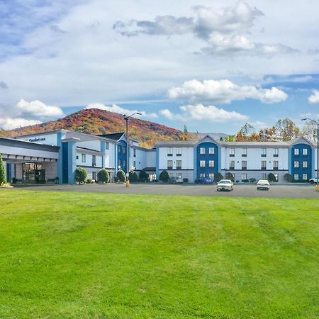 Comfort Inn Asheville East-Blue Ridge Pkwy Access Екстер'єр фото