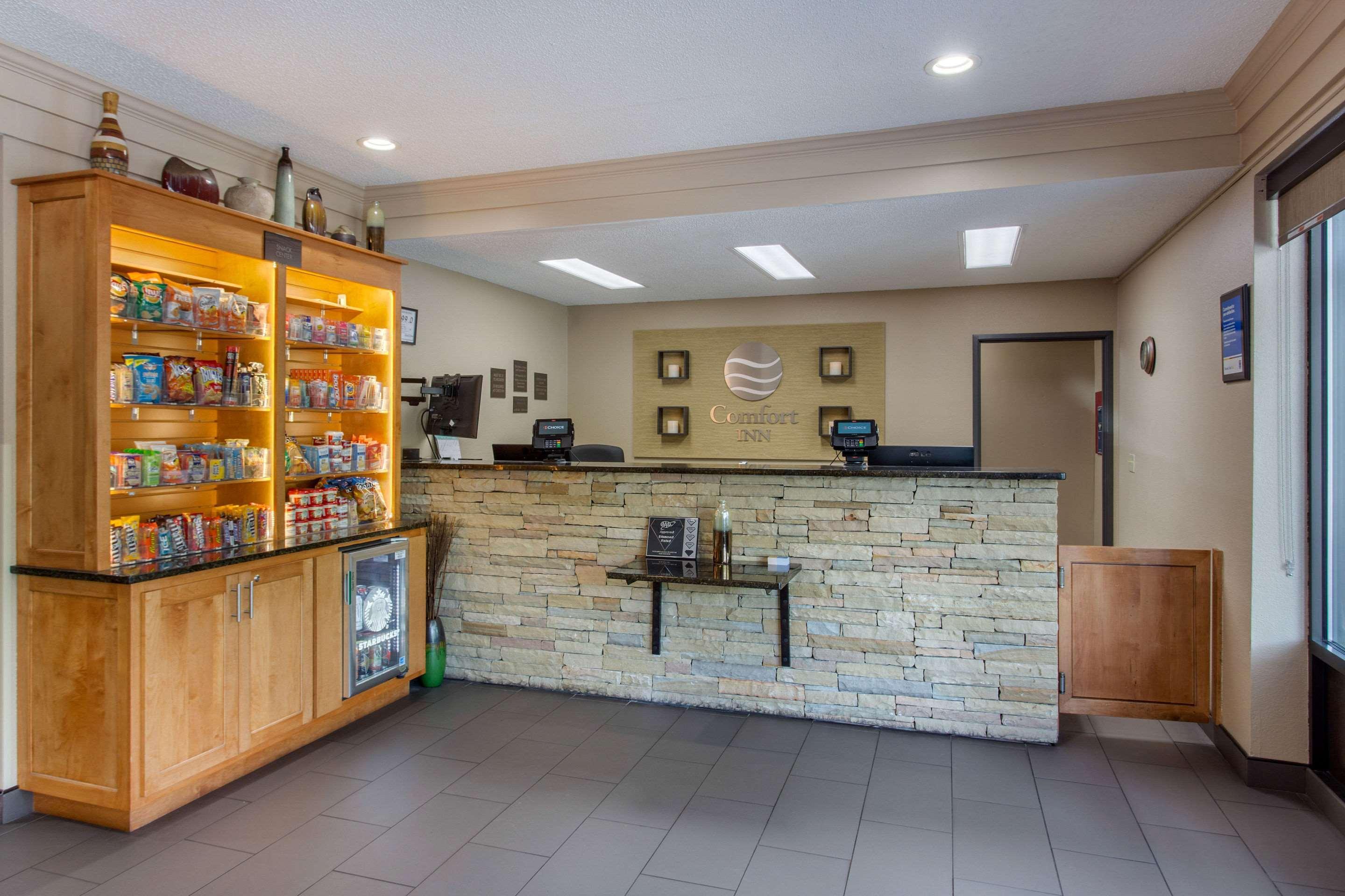 Comfort Inn Asheville East-Blue Ridge Pkwy Access Екстер'єр фото