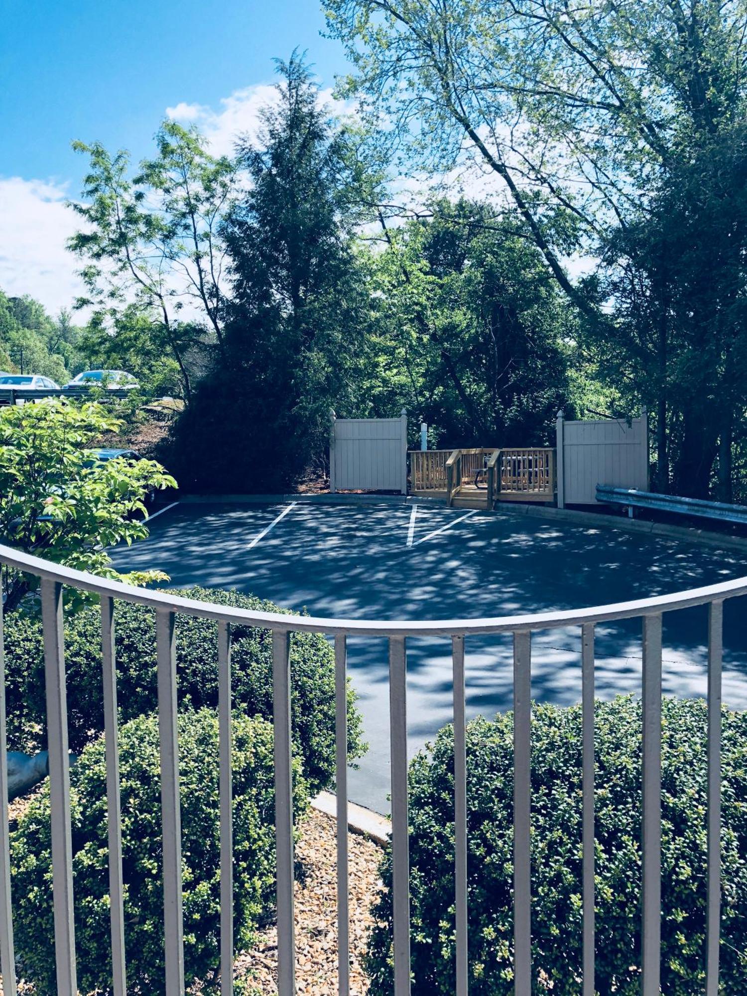 Comfort Inn Asheville East-Blue Ridge Pkwy Access Екстер'єр фото